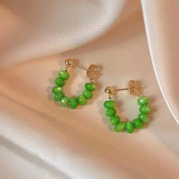 Серьги в стиле ретро с зеленым кошачьим глазом и легкими роскошными камнями - нишевый дизайн, высокое качество Bead Earrings зелёный