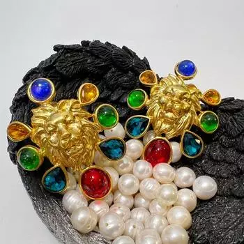 Серьги в стиле ретро в виде головы льва из 18-каратного золота со стеклянной инкрустацией, в средневековом стиле, с отделкой из обожженного золота. золотой