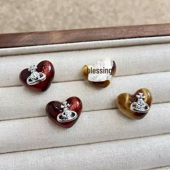 Серьги в виде французских красных сердец 2024 года: Элегантные и роскошные эффектные украшения AE056 красный