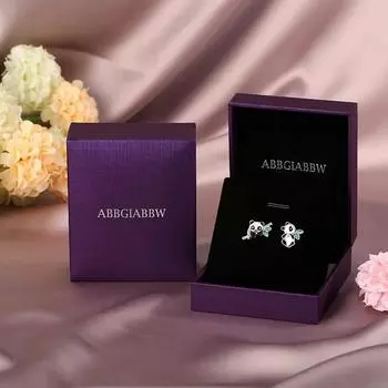 Серьги в виде панды с маленькой индивидуальностью. Свежие и модные детские серьги в корейском стиле. Серьги в холодном стиле.