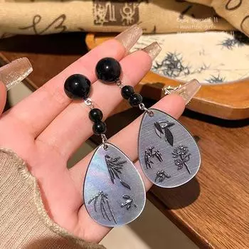 Серьги-веера с черным жемчугом в винтажном стиле: Роскошный ретро-стиль для женщин серебряный