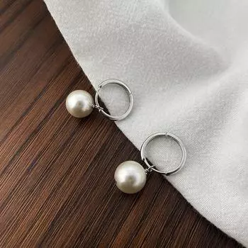 Серьги-вкладыши с жемчугом в стиле французского ретро для женщин, легкие, роскошные, высококачественные, нишевый дизайн, универсальное украшение, тренд