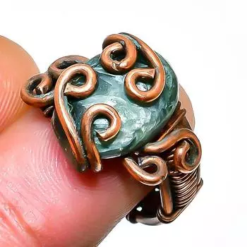 Кольцо с драгоценным камнем серафинитом ручной работы из медной проволоки, размер 5