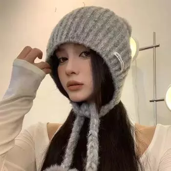 Серая шерстяная шапка с бахромой из шерсти, женская, новинка 2024 года, теплая и холодная, для защиты ушей, большая окружность головы, прилив M56-58cm серый