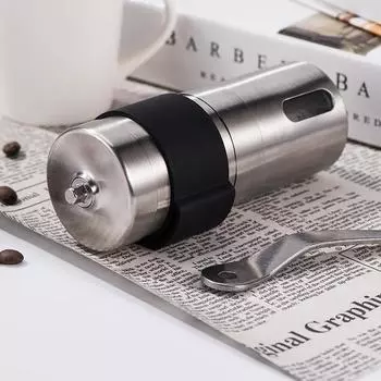 Серебряная кофемолка Мини из нержавеющей стали Ручная ручная кофемолка для кофейных зерен Мельница Кухонный инструмент Кофемолки