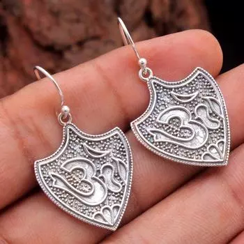 Серебряная серьга, Ювелирные изделия ручной работы, Серебряная серьга Ом, Ювелирные изделия с подвесками, Эффектные ювелирные изделия