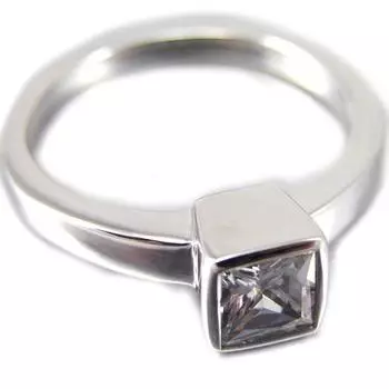 Серебряное кольцо Анжела белое