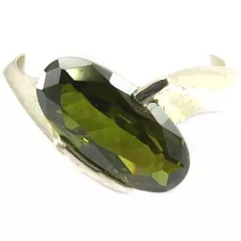 Серебряное кольцо Olivine Grace