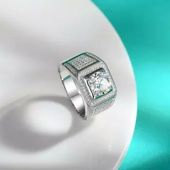 Серебряное кольцо S925 пробы Мужское кольцо из стерлингового серебра с муассанитом Модное мужское кольцо с микро-закрепкой Кольцо с имитацией бриллианта Кольцо с гипсофилой 8