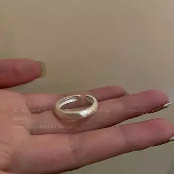 Серебряное кольцо с натуральным камнем - Стильное кольцо на указательный палец в холодных тонах