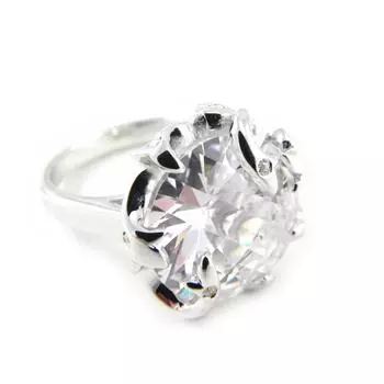 Серебряное кольцо Скарлетт белое