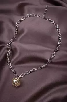 Серебряное колье в виде клетки