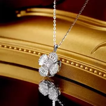 Серебряное ожерелье с вращающимся четырехлистным клевером S925, женская мода, легкая, роскошная, ветряная машина, приходящая и уходящая, полная циркониевой травы удачи 925 Silver