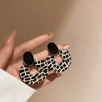 Серебряные игольчатые акриловые серьги с кирпичным узором нишевые серьги с индивидуальным дизайном простые модные серьги с характером