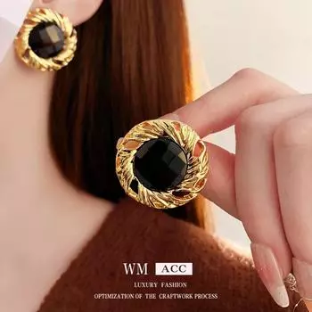 «Серебряные игольчатые бриллиантовые плиссированные круглые металлические серьги — модный ретро-аксессуар высокого класса» Needle-Round серебряный