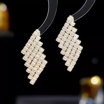 Серебряные игольчатые серьги S925, нишевый темперамент, легкие, роскошные, высокого класса, модный элегантный дизайн, геометрические ромбовидные серьги с цирконием золотой