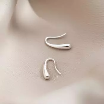 Серебряные серьги 2024 года — удобные для сна, минималистичные, в холодном стиле для женщин 1 pair, very small серебряный