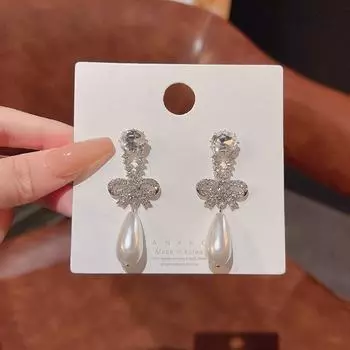 Серебряные серьги-бантики S925 с бриллиантами и жемчугом — стиль ретро-легкой роскоши для женщин серебряный