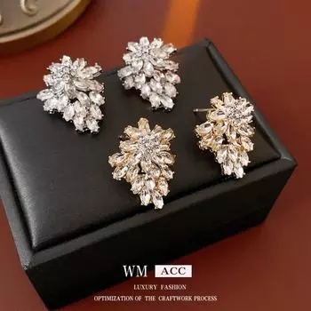 Серебряные серьги-игл с бриллиантами в форме цветка и листа — элегантный, роскошный и модный дизайн на все случаи жизни silver needle серебряный