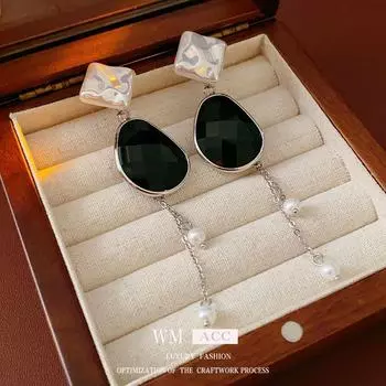 Серебряные серьги-кисточки с бриллиантами и жемчугом в форме овала — французские ретро-серьги высокого класса для женщин на любой вкус Silver Needle чёрный