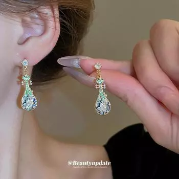 Серебряные серьги-пипа с жемчугом и бриллиантами: Элегантный, роскошный, современный китайский стиль для женщин Silver Needle-Gold зелёный