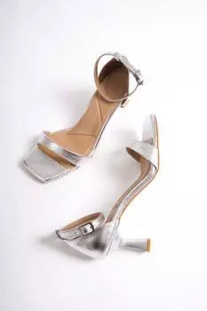 Серебряные туфли Minimiddle с одной ремешком и кубком на каблуке