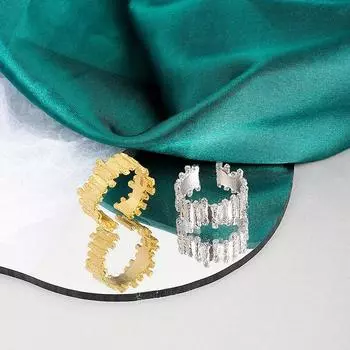 Серебряный цвет, новинка 2023 года, ретро кружевное кольцо с волнами, женское модное уникальное дизайнерское ювелирное изделие нестандартной формы, великолепная вечеринка для пары resizable