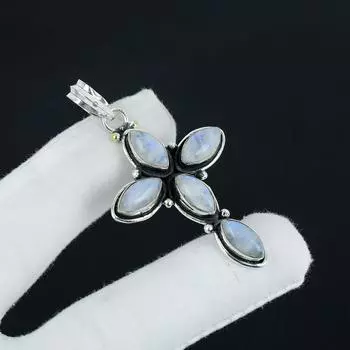 Серебряный кулон-крест с натуральным радужным лунным камнем из стерлингового серебра 925 пробы — дизайн ручной работы, повседневные украшения, уникальный кулон для праздничного наряда в подарок 2.7 белый
