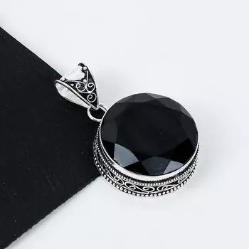 Серебряный кулон с драгоценным камнем черная шпинель из серебра 925 пробы — дизайн ручной работы, повседневные украшения, уникальные подарки с подвеской из черной шпинели 2.16 чёрный