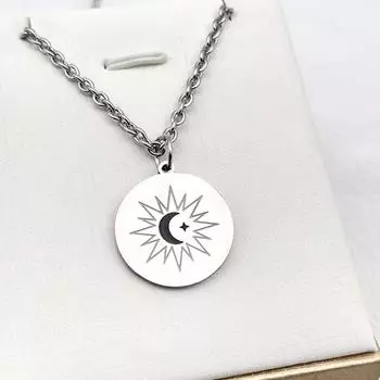 Сериал «Затмение» Косплей Луна Звезда Круглый кулон Титановая сталь Ожерелье Ювелирные изделия Аксессуары для влюбленных