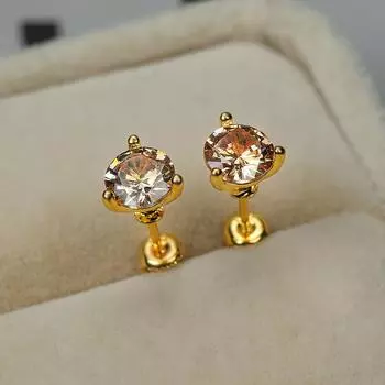 Серёжки гвоздики с кубическим цирконием и позолотой, размер камня 6х6 мм шампанского