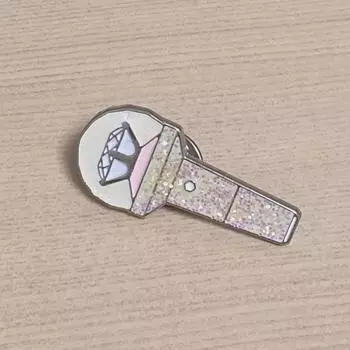 Seventeen Od2u Carat Bong Neurt Bong Badge Official