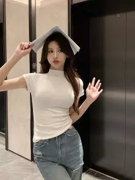 Сексуальная майка-топ с бретельками через шею, укороченные топы для женщин, летние майки, водолазка, майка, повседневная футболка с коротким рукавом, женская футболка с коротким рукавом M чёрный