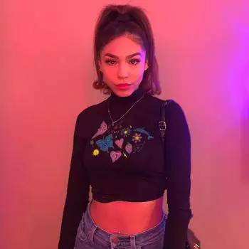 Сексуальная приталенная футболка европейских и американских женщин с вырезом и топом с длинными рукавами на завязках в качестве основы, законодатель уличной моды. S чёрный