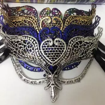 Сексуальная женская кружевная маска на Хэллоуин с сердцем, бронзовая маскарадная вечеринка с завязанными глазами silver