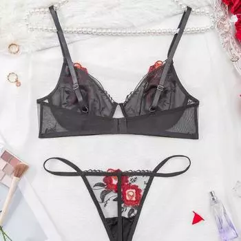 Сексуальное нижнее белье из двух частей: кружевной прозрачный бюстгальтер на бретельках и трусики S