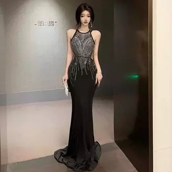 Сексуальное платье знаменитости с рыбьим хвостом и открытой спиной с бриллиантами S чёрный