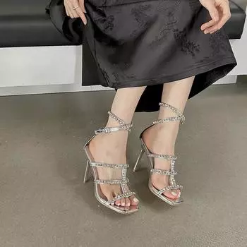Сексуальные женские босоножки с открытым носком и квадратным тонким каблуком, с ремешком на щиколотке, с пряжкой, серебристые, со стразами, с Т-образным ремешком, праздничные туфли 35 чёрный