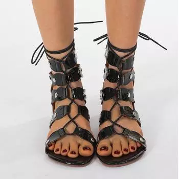 Сексуальные женские сандалии на плоской подошве с крестообразными шнурками спереди, римские туфли с открытым носком, заклепками, хай-топ, сандалии-гладиаторы на низком каблуке 36 белый