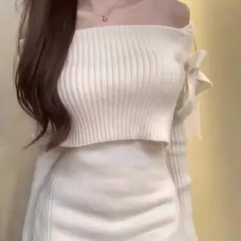 Сексуальный вязаный свитер с длинным рукавом на одно плечо для женщин, осенний новый элегантный свитер с открытыми плечами и бантом, облегающий повседневный трикотаж 24810 One Size белый