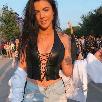 Сексуальный женский черный жилет-бюстье с вырезом на пупке и бретельками S чёрный