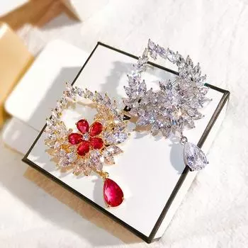 Сезонный темперамент хрустальная гирлянда брошь женская корейская микро печать цветная капля воды брошь женская булавка аксессуары белый