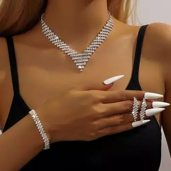 Шагните в интернет-магазин, где продаются самые продаваемые ожерелья, серьги, браслеты, комплект из двух частей с инкрустацией, полный ярких s