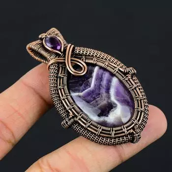 Шалфей Аметист Драгоценный камень Чистая медная проволока Обернутая подвеска ручной работы Ювелирные изделия для нее 2.36 Inches фиолетовый