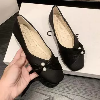 Shallow flat-soled single shoes for women s 2025 spring and summer new fashion pearl bow lazy one-pedal flat-heeled Doudou shoes 35