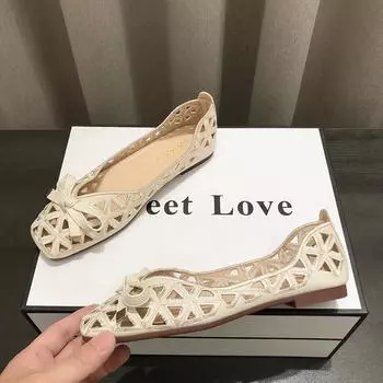 Shallow mouth fashion women s shoes spring and summer large size splicing hole breathable flat bottom work shoes mother casual single sandals 35