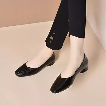 Shallow single shoes women s spring new round head low heel flat shoes commuter professional work shoes one pedal ladyshoes 34