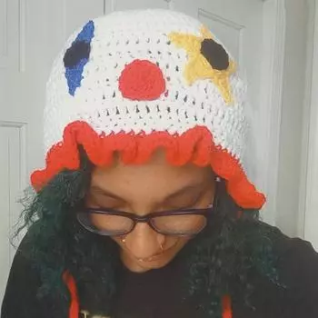 Шапка пряничного человечка, связанная вручную. Рождественская шапка пряничного человечка. Adult 57-59cm