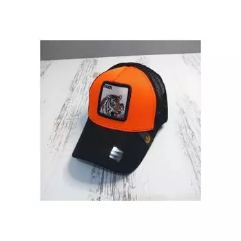 Шапка унисекс с рисунком тигра и сеткой