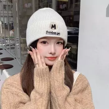 Шапка женская модная с вышитой надписью и переворачивающейся надписью, вязаная шерстяная шапка, студенческий пуловер, шапка, новая average size